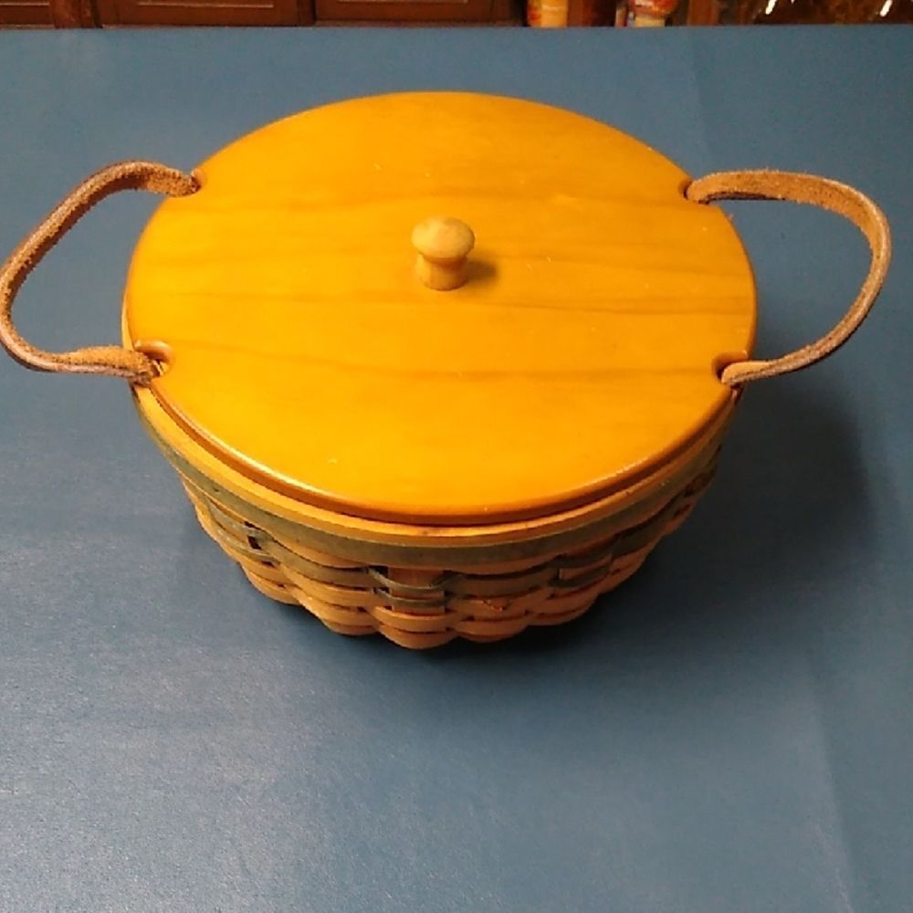 Green and Brown Woven Sewing Basket with Wooden Lid Leather Handles